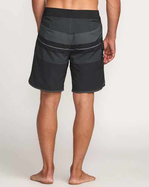 Billabong 73 Pro Performance 18 Boardshorts - Black