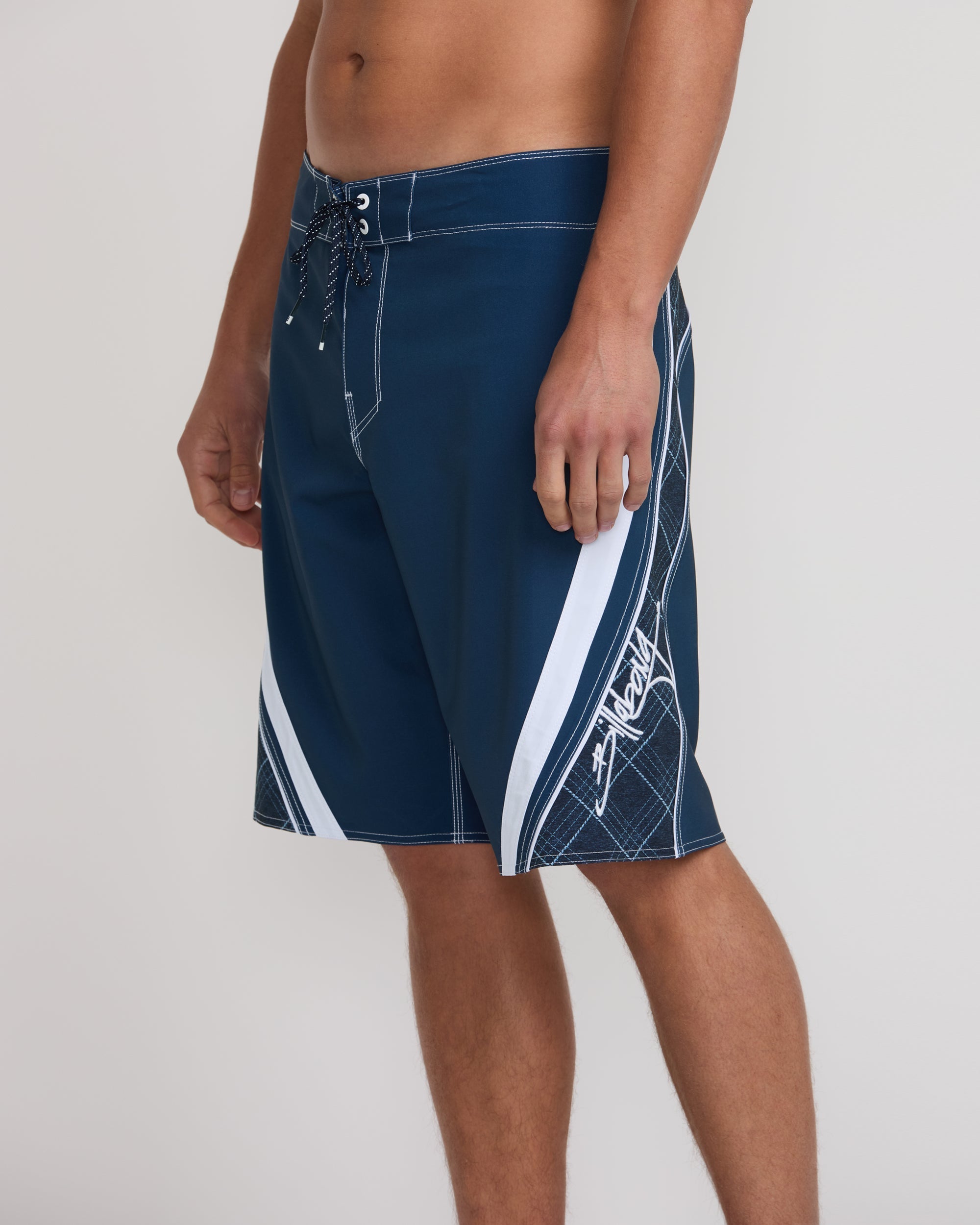 Billabong Fluid 2K Pro Performance 21 Boardshorts - Midnight