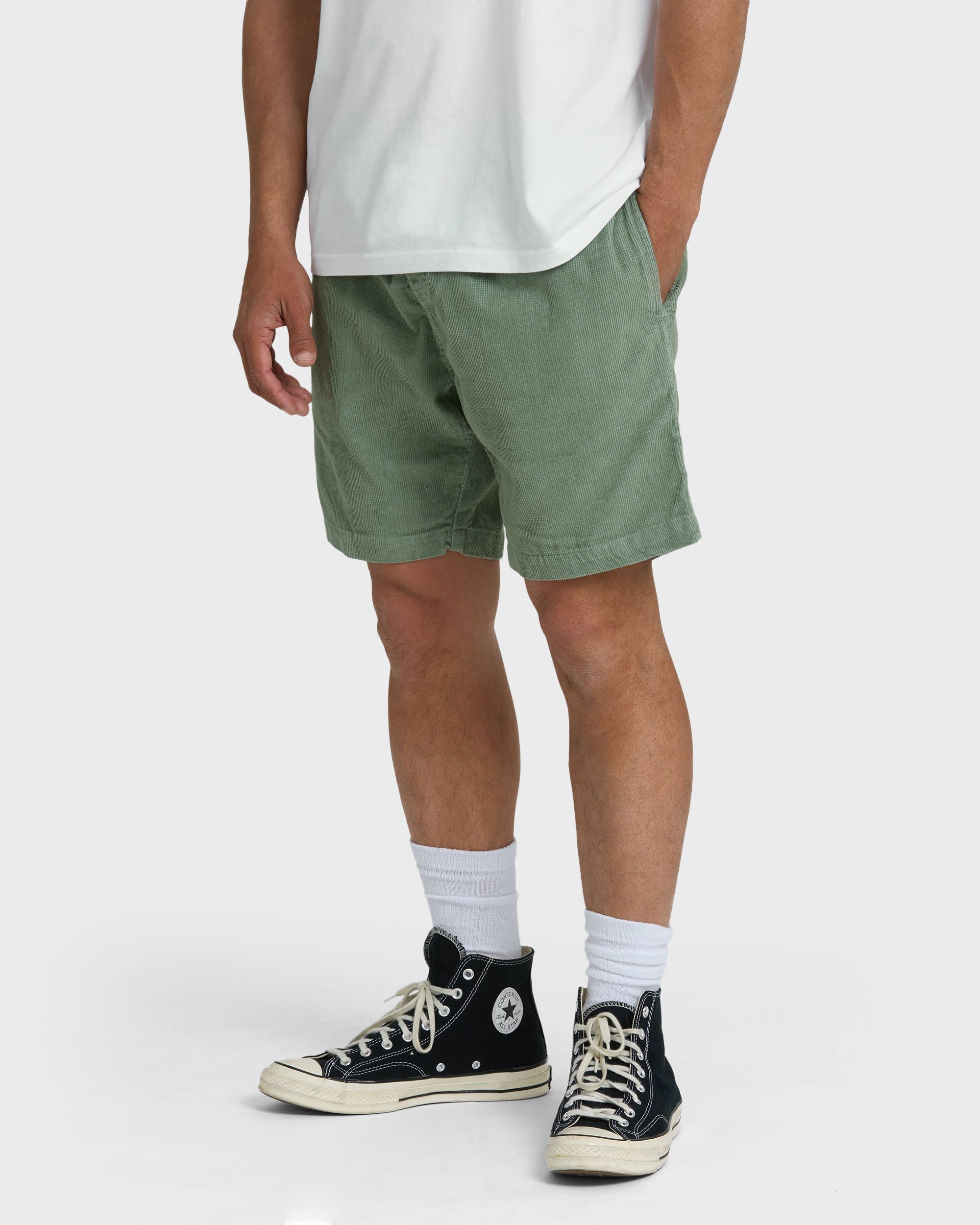 Billabong Larry Layback 19 Cord Shorts - Moss