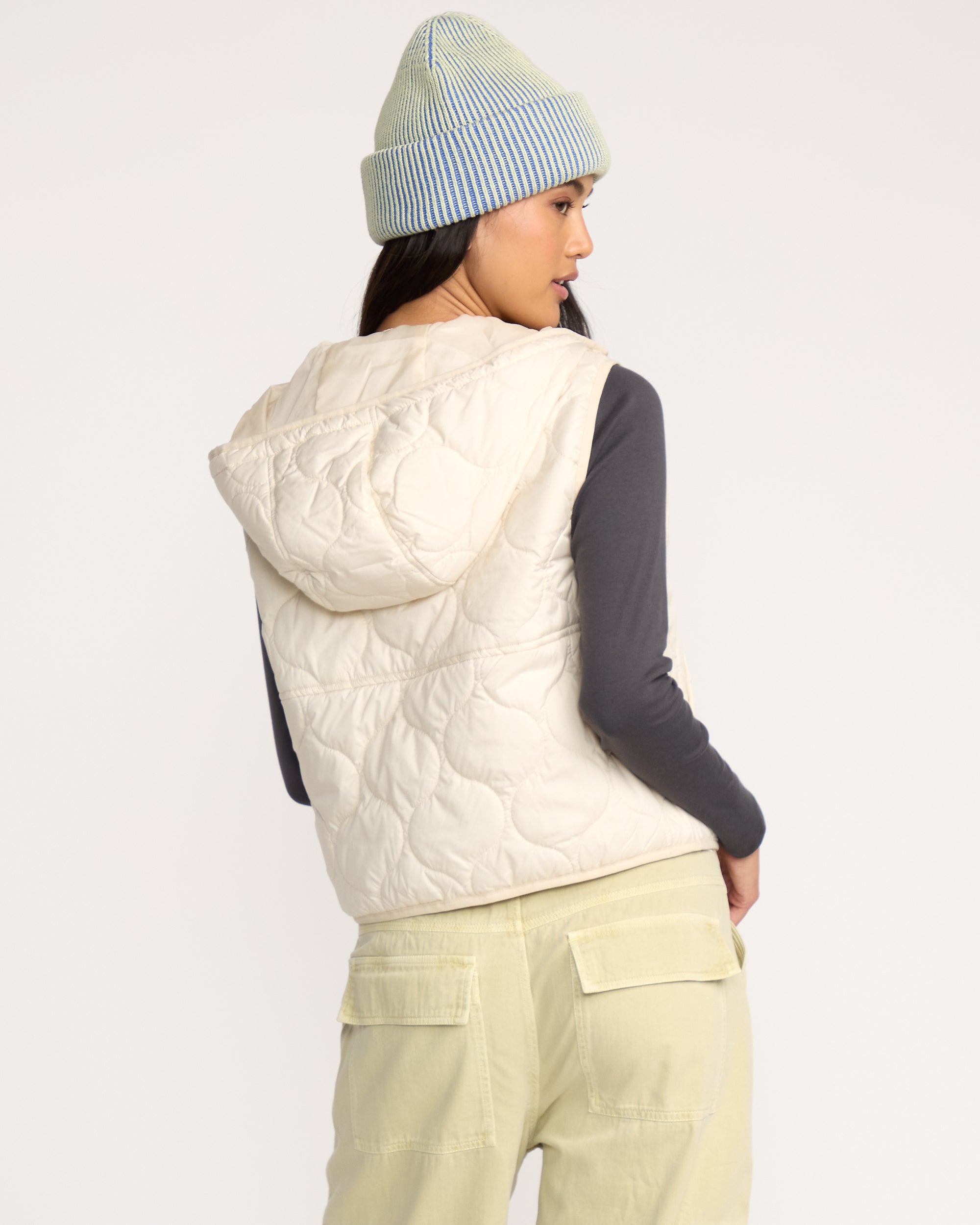 Billabong A/Div Cliffs Quilted Lightweight Vest - Whitecap