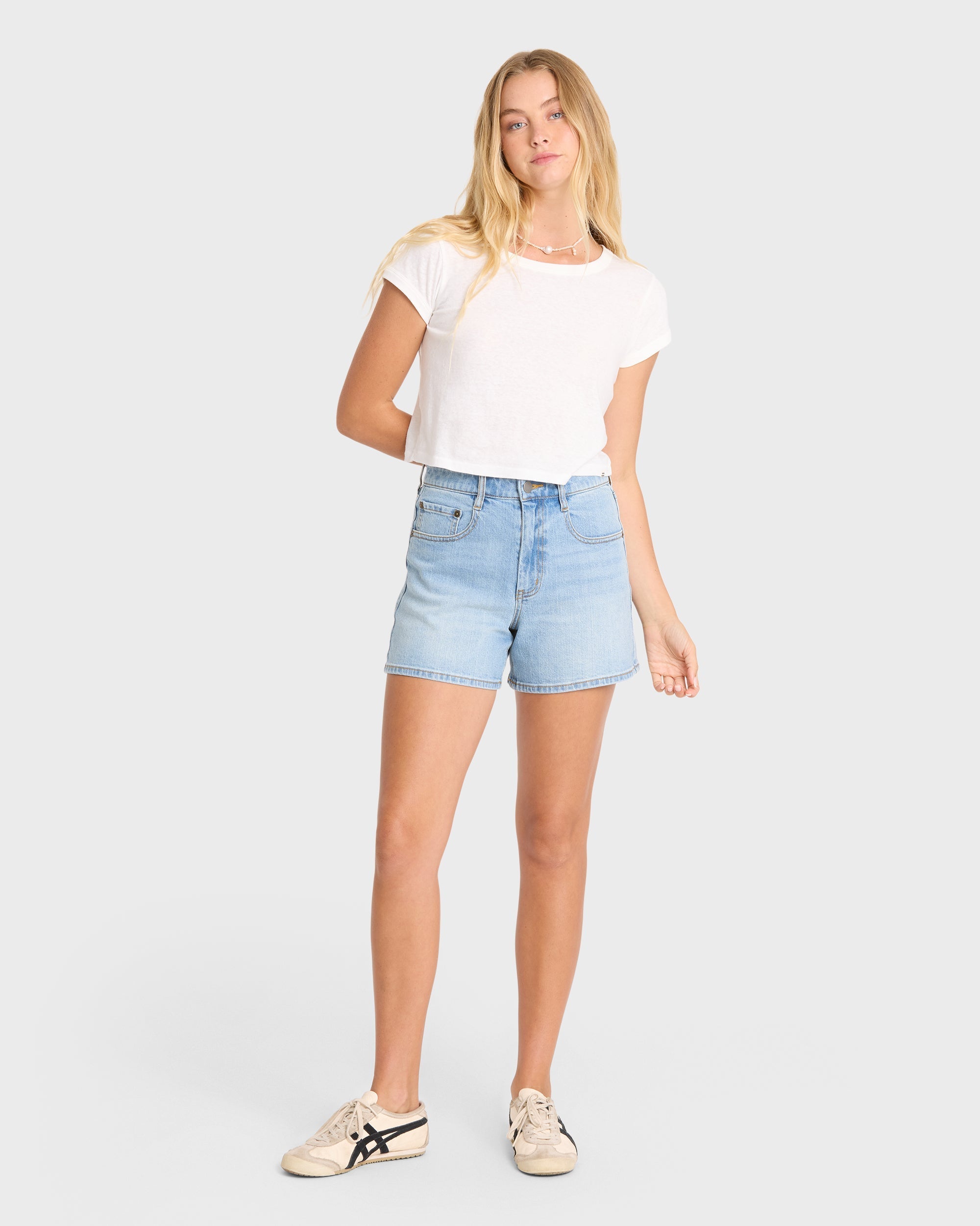 Billabong Daily Tee Solid Short Sleeve Knit T-Shirt - Salt Crystal
