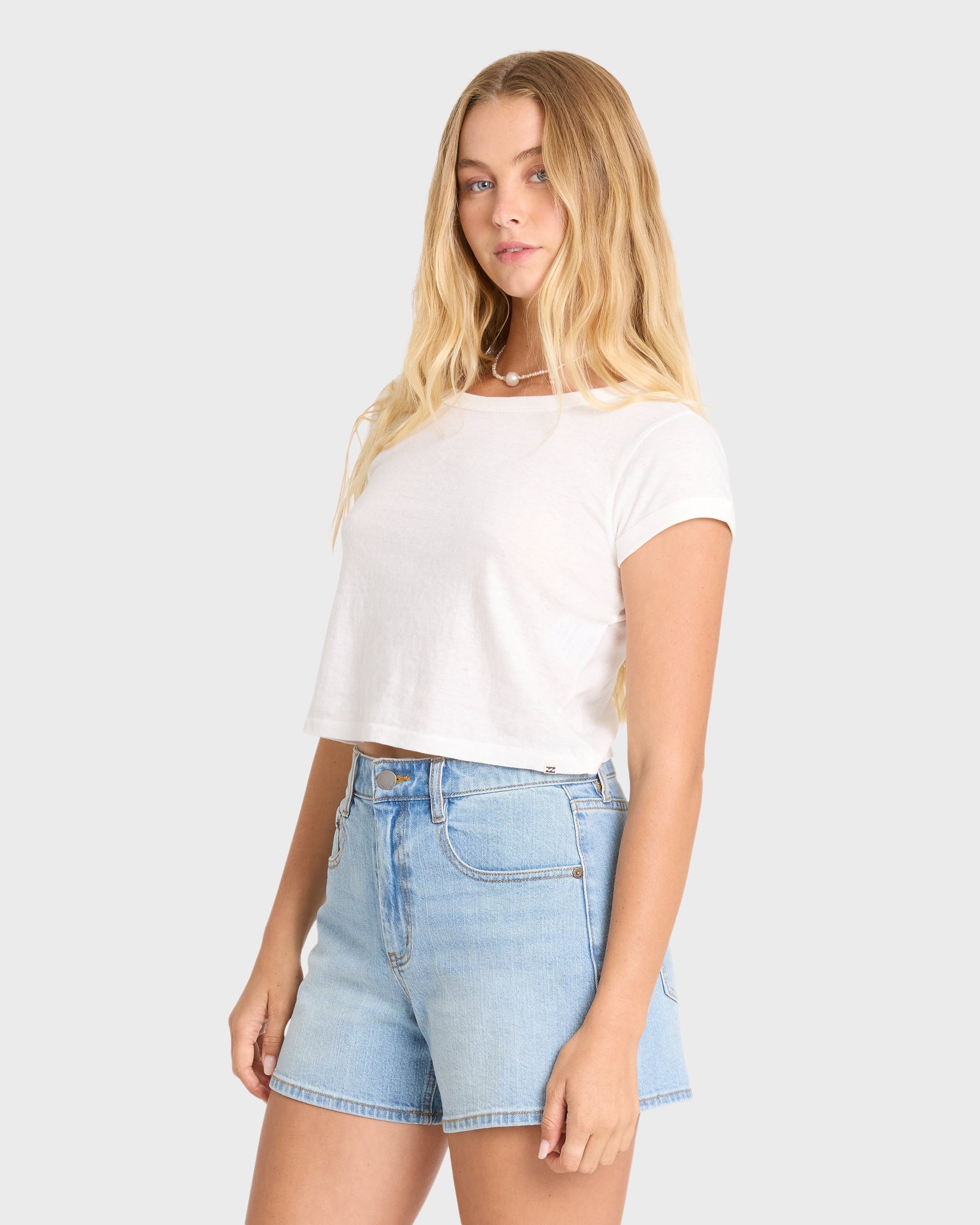 Billabong Daily Tee Solid Short Sleeve Knit T-Shirt - Salt Crystal