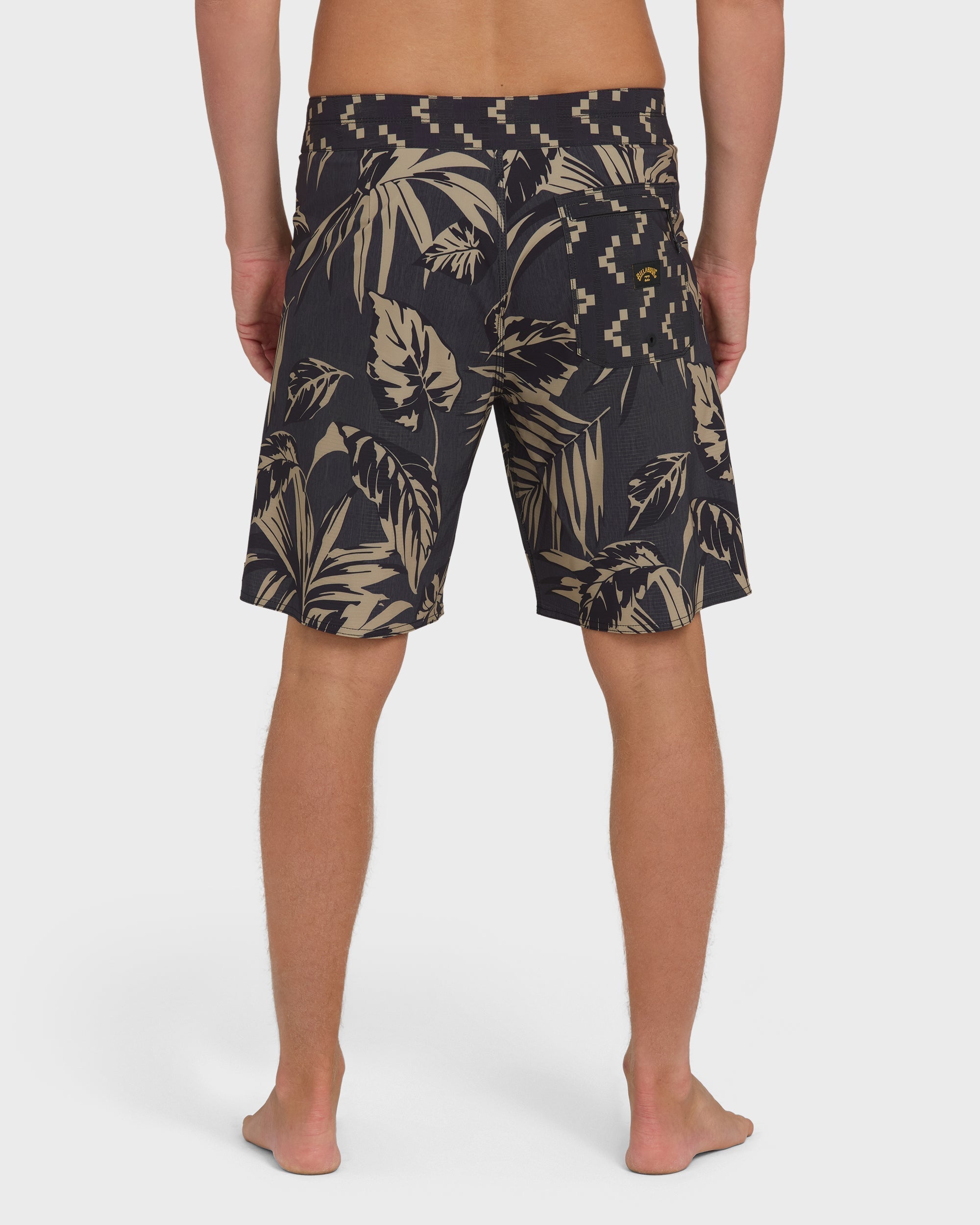 Billabong Good Times Pro 18 Boardshorts - Black