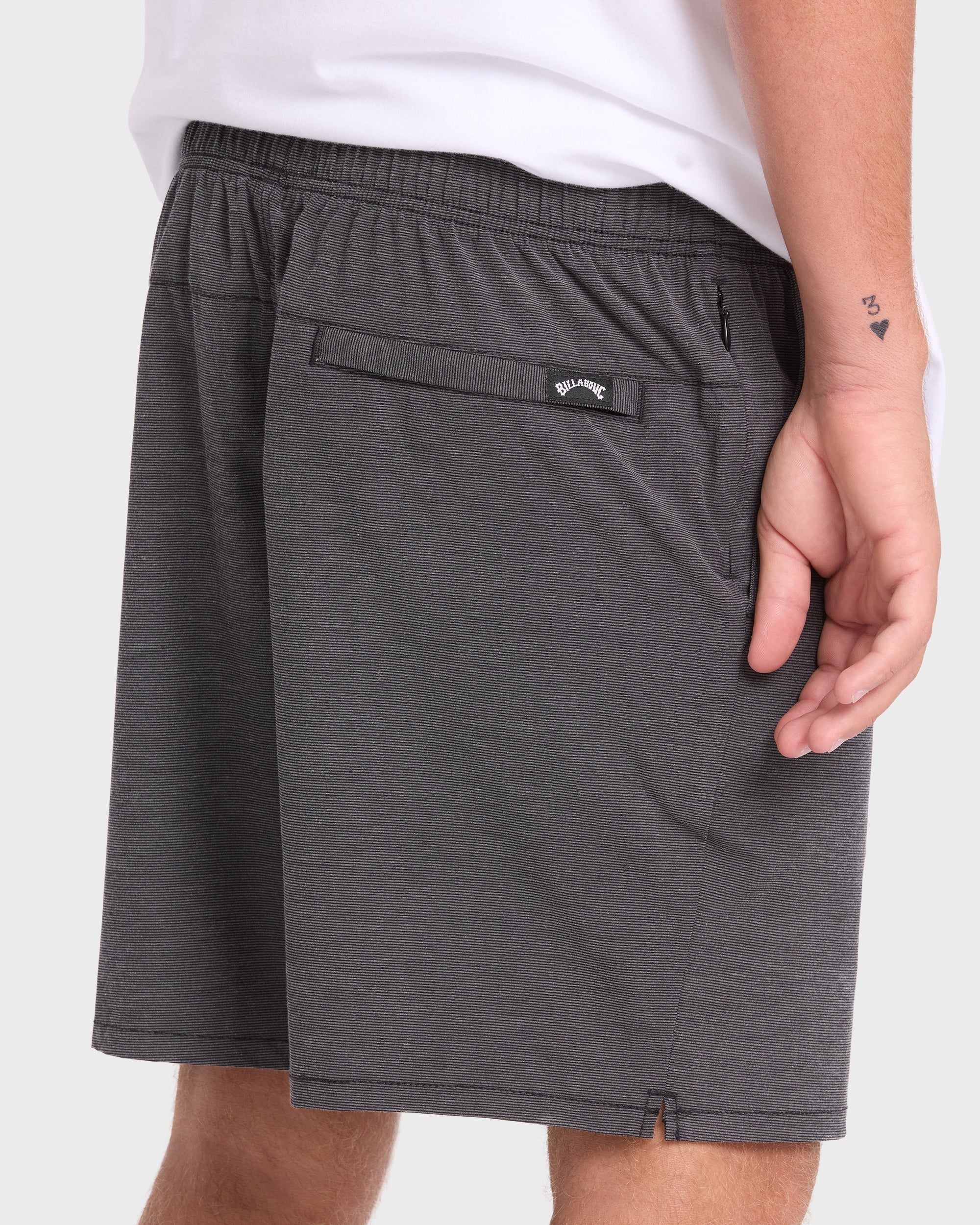 Billabong Crossfire Elastic Wave Washed 18 Amphibian Hybrid Shorts - Black