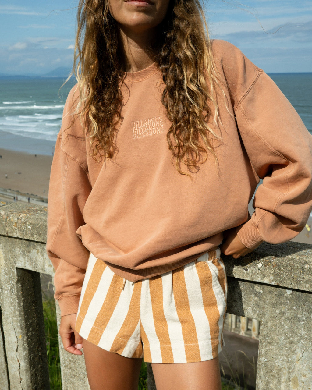 Billabong Bleached Out Kendal Crewneck Sweatshirt - Caramel Cafe